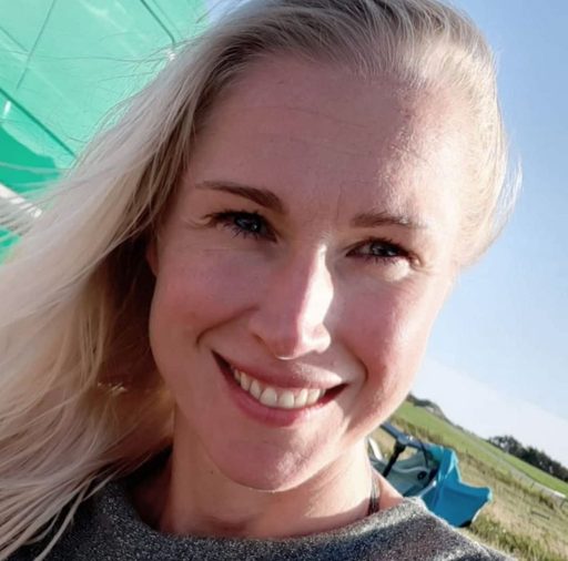 Joke Ligtenberg, fysiotherapeute en eigenaar van Massage Joke Geleen